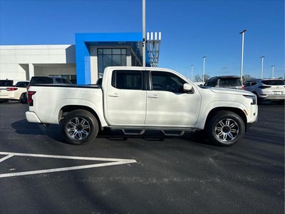 2022 Nissan Frontier SV