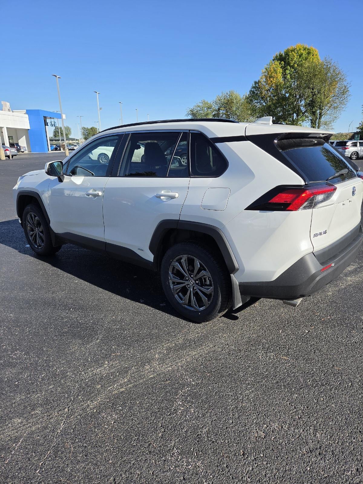 2024 Toyota RAV4 Hybrid XLE Premium