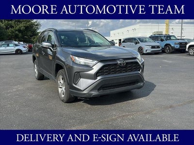 2024 Toyota RAV4 XLE