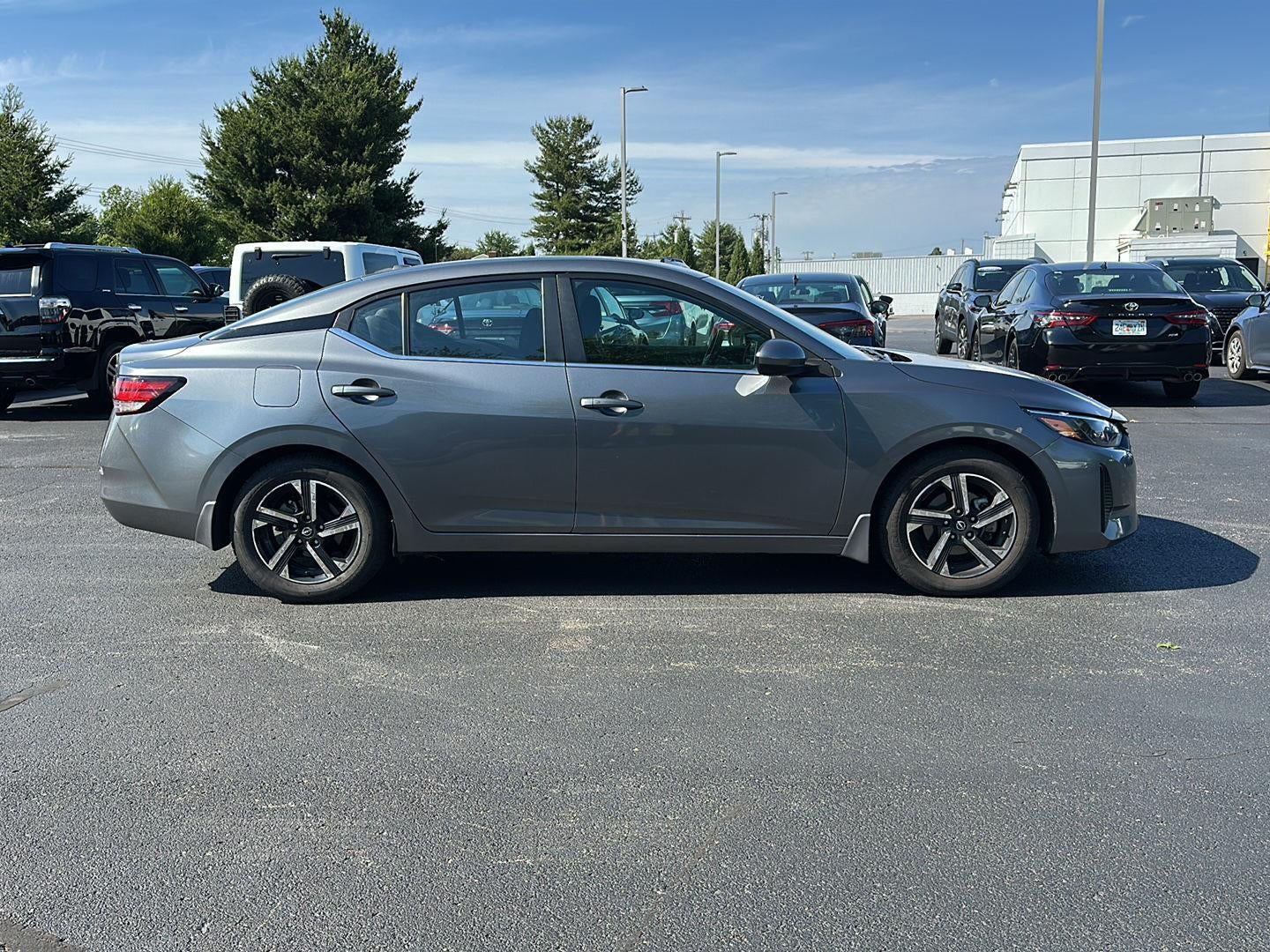 2024 Nissan Sentra SV