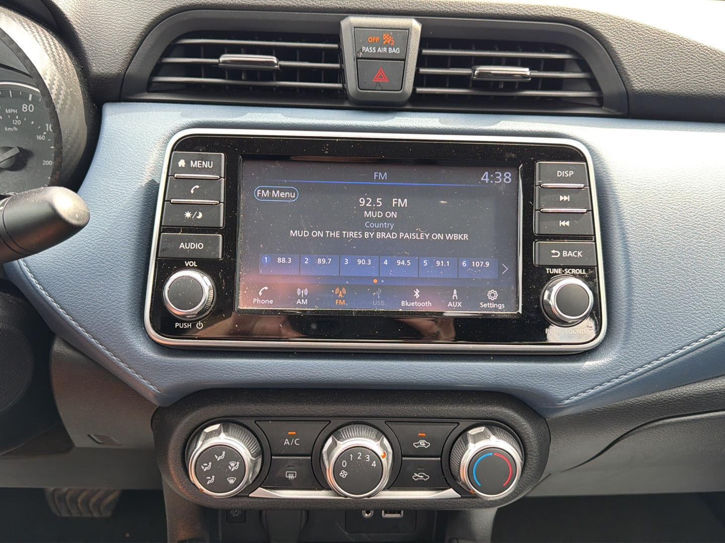 2024 Nissan Versa SV