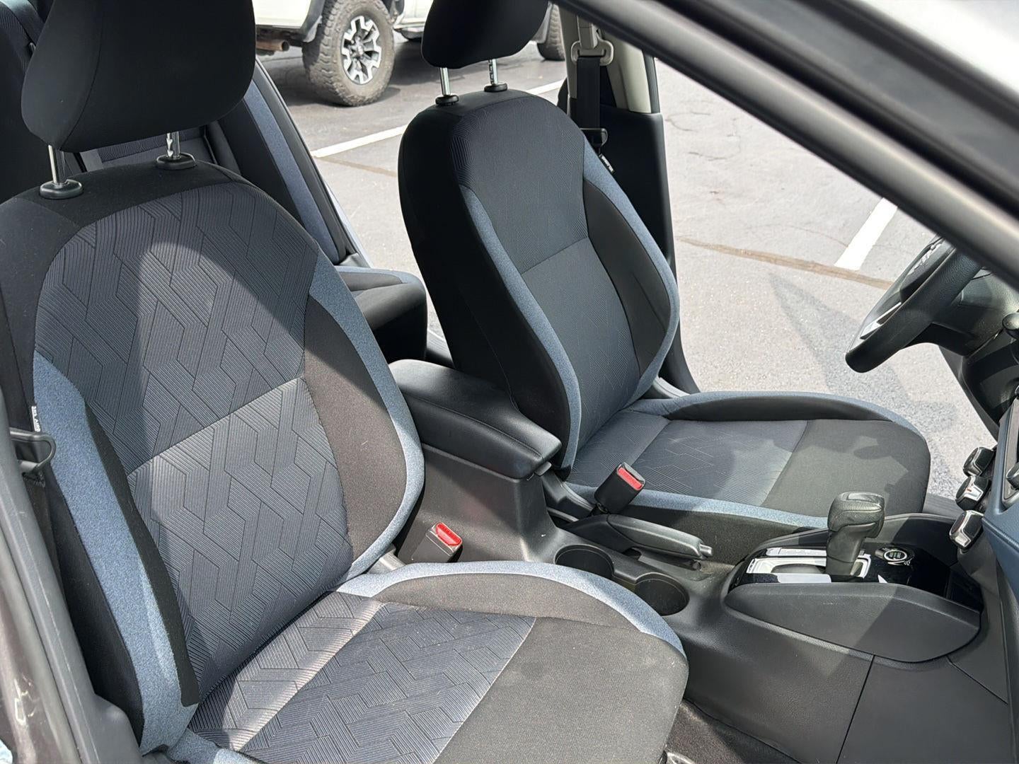 2024 Nissan Versa SV