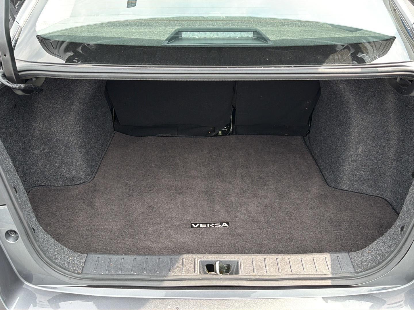 2024 Nissan Versa SV