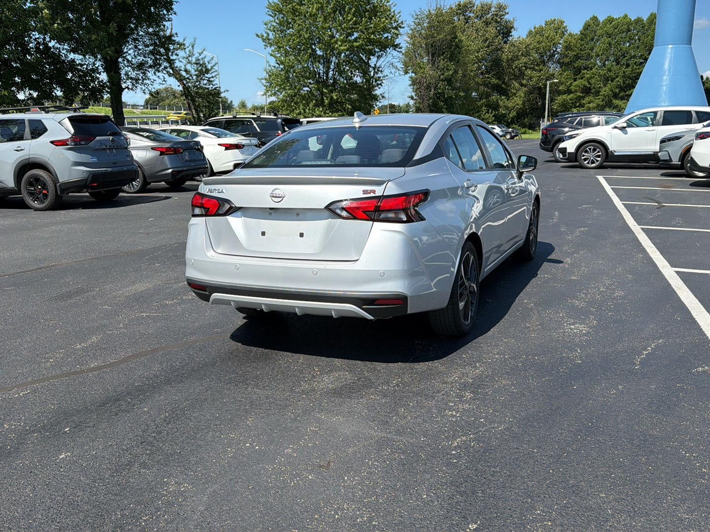 2024 Nissan Versa SR