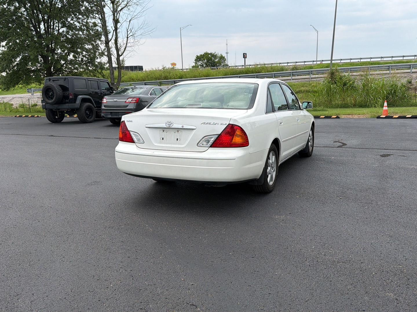 2002 Toyota AVALON XL