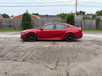 2025 Toyota Camry SE