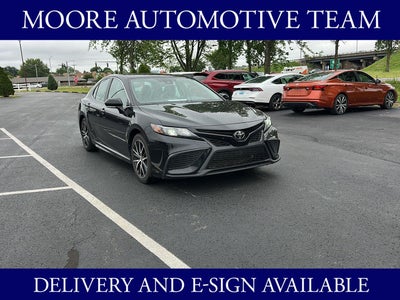 2024 Toyota Camry SE