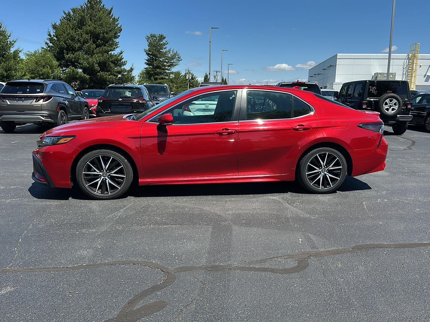 2023 Toyota Camry SE