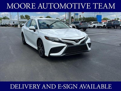 2024 Toyota Camry SE