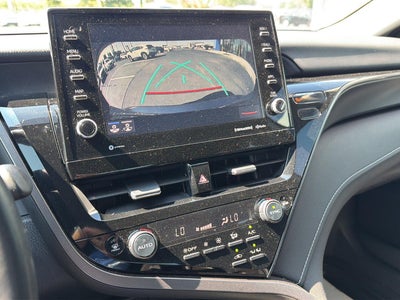 2022 Toyota Camry Hybrid SE