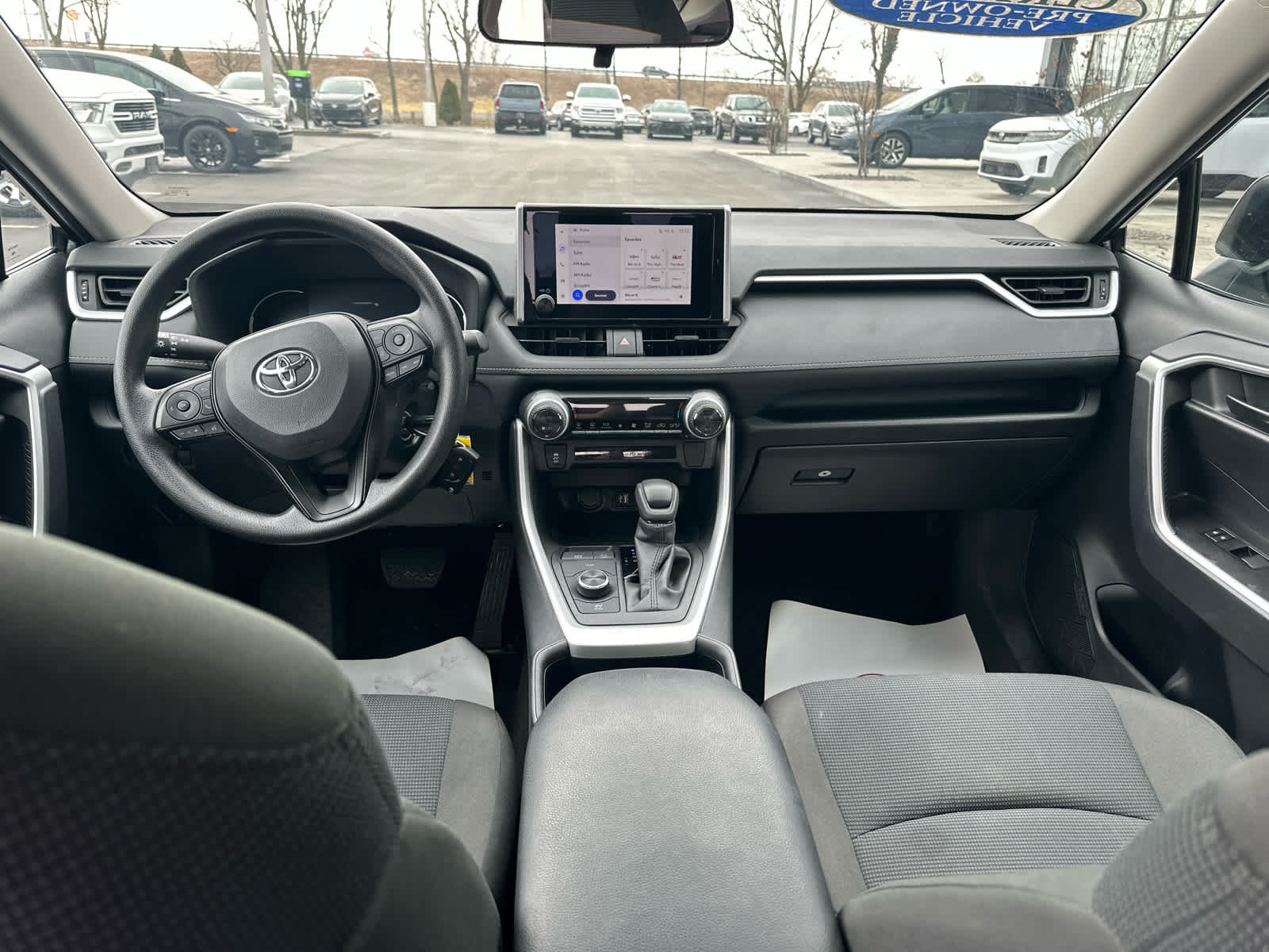 2025 Toyota RAV4 Hybrid LE
