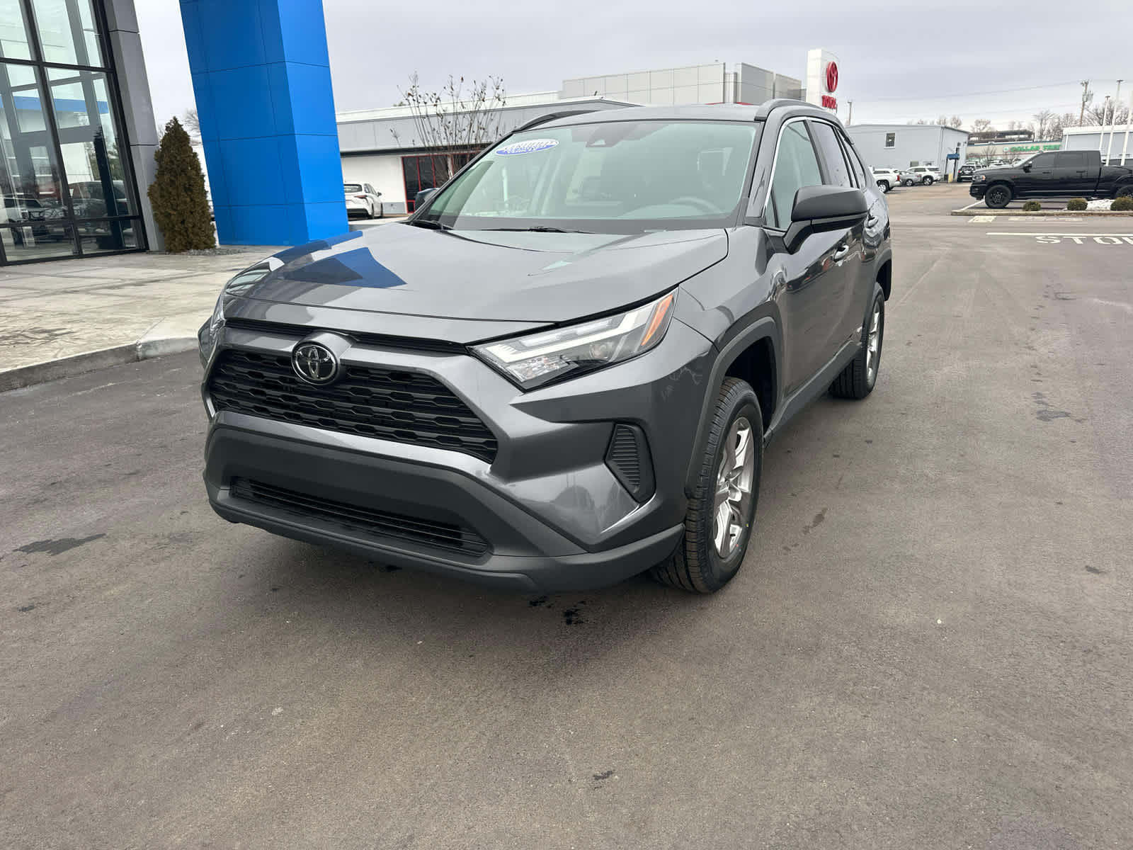 2025 Toyota RAV4 Hybrid LE