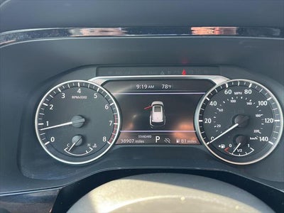 2025 Nissan Pathfinder SV