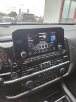 2023 Nissan Pathfinder SV
