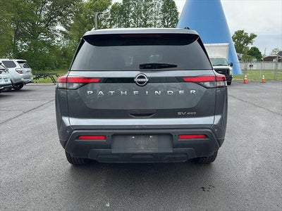 2024 Nissan Pathfinder SV