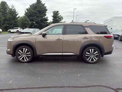 2024 Nissan Pathfinder Platinum