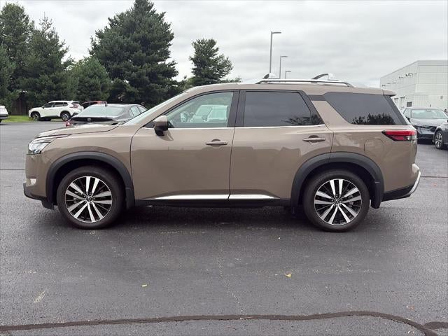 2024 Nissan Pathfinder Platinum