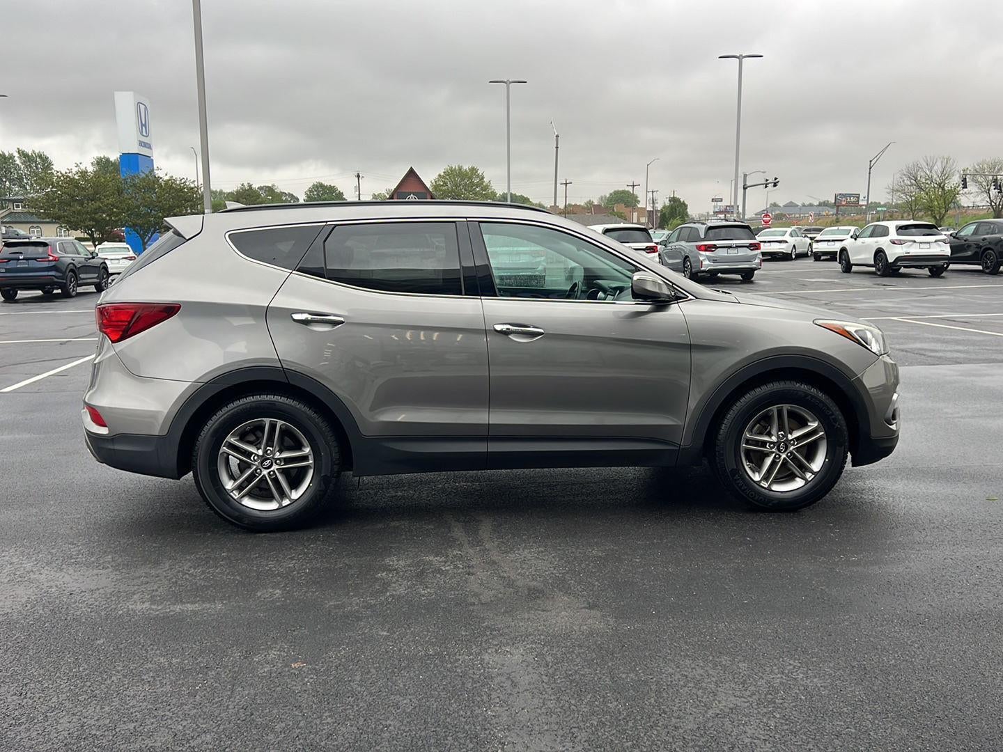 2017 Hyundai SANTA FE SPORT 2.4L