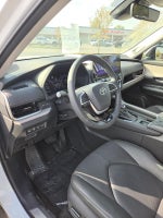 2025 TOYOTA TRUCK GRAND HIGHLANDE HYBRID LIMITED