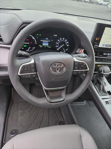 2025 Toyota Sienna XLE 7-Passenger