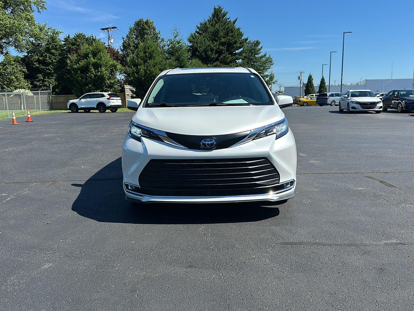2022 Toyota Sienna XLE