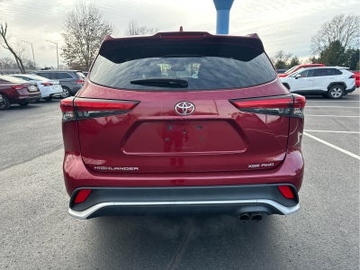 2021 Toyota Highlander XSE