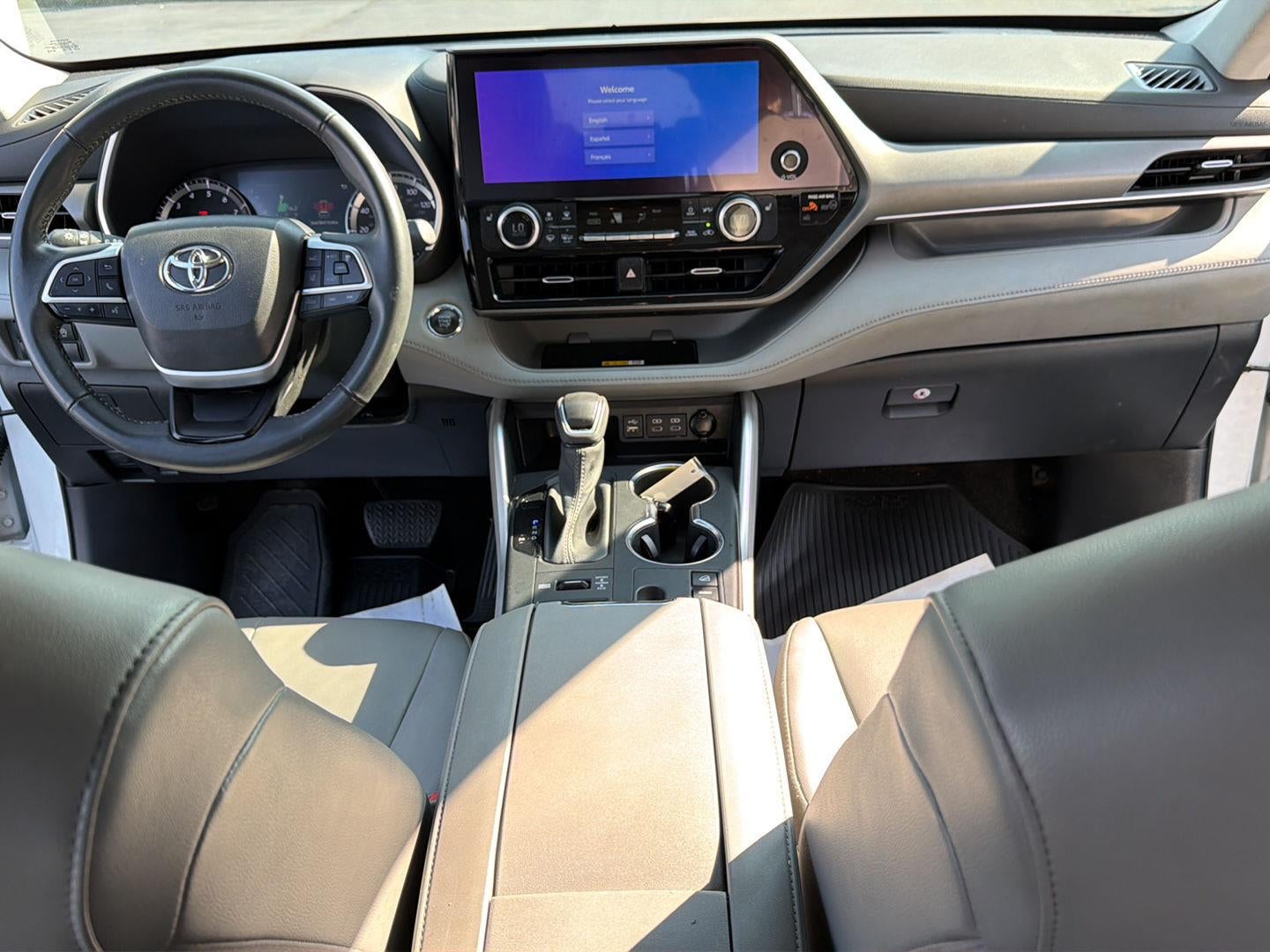 2023 Toyota Highlander XLE