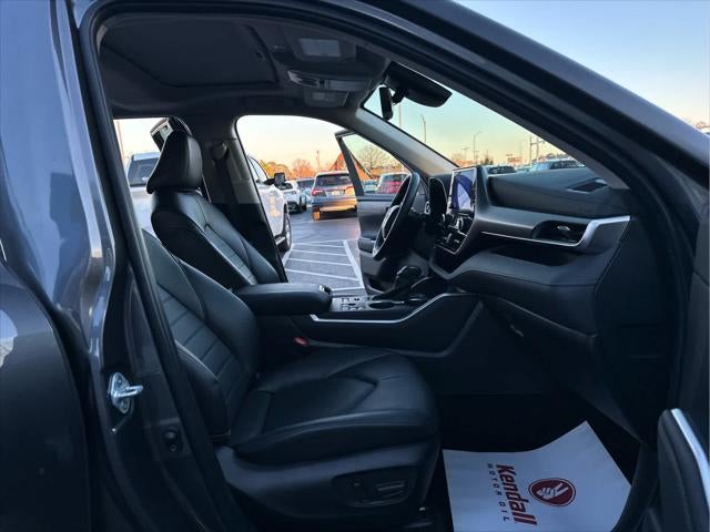 2024 Toyota Highlander XLE