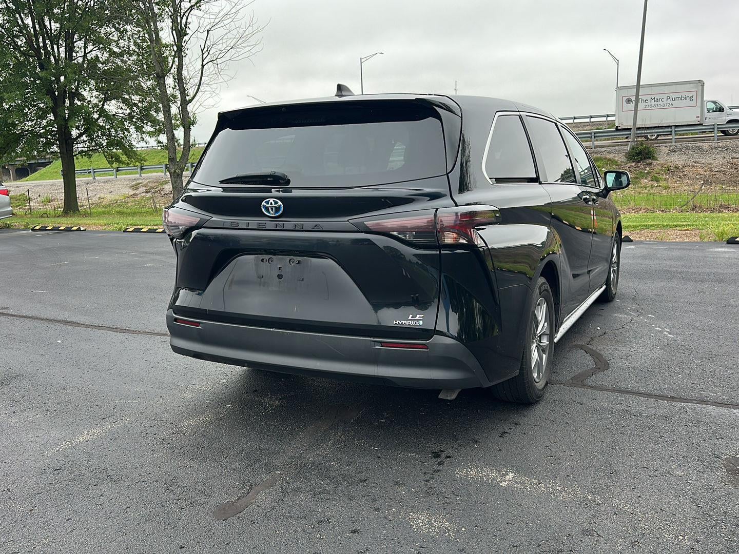 2023 Toyota Sienna LE