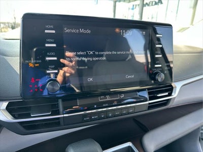 2024 Toyota Sienna LE