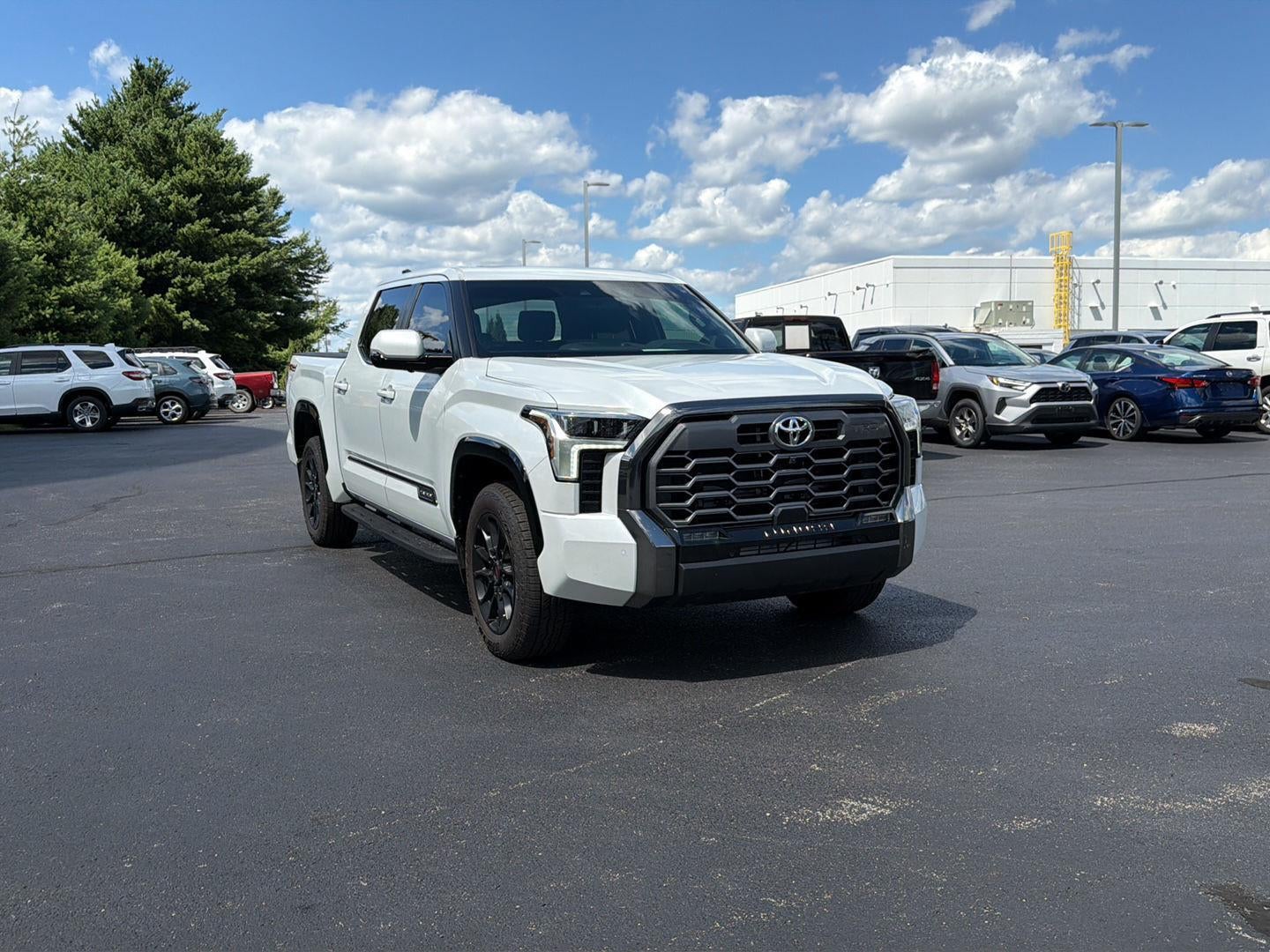 2025 TOYOTA TRUCK TUNDRA 4WD PLATINUM