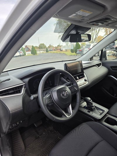2026 Toyota Corolla Cross LE