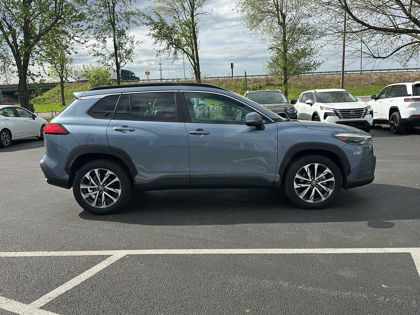 2023 Toyota Corolla Cross XLE