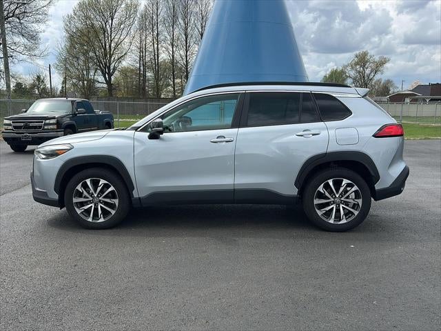 2025 Toyota Corolla Cross XLE