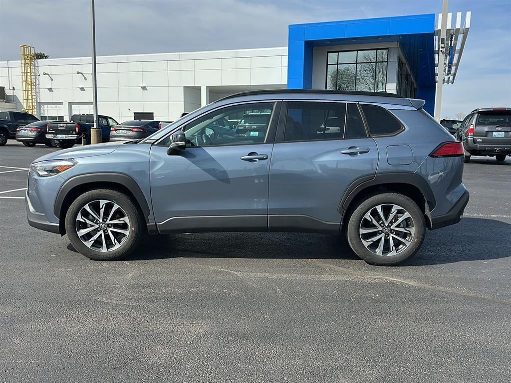 2025 Toyota Corolla Cross XLE