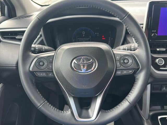 2025 Toyota Corolla Cross XLE