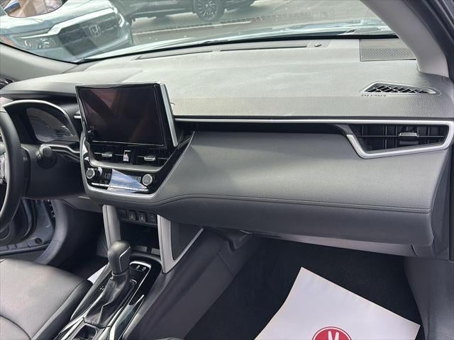 2025 Toyota Corolla Cross XLE