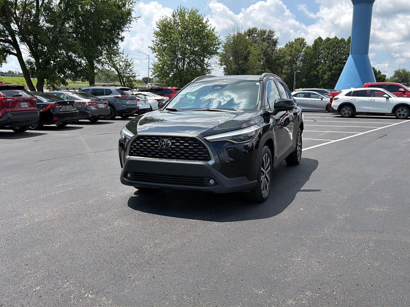 2023 Toyota Corolla Cross XLE
