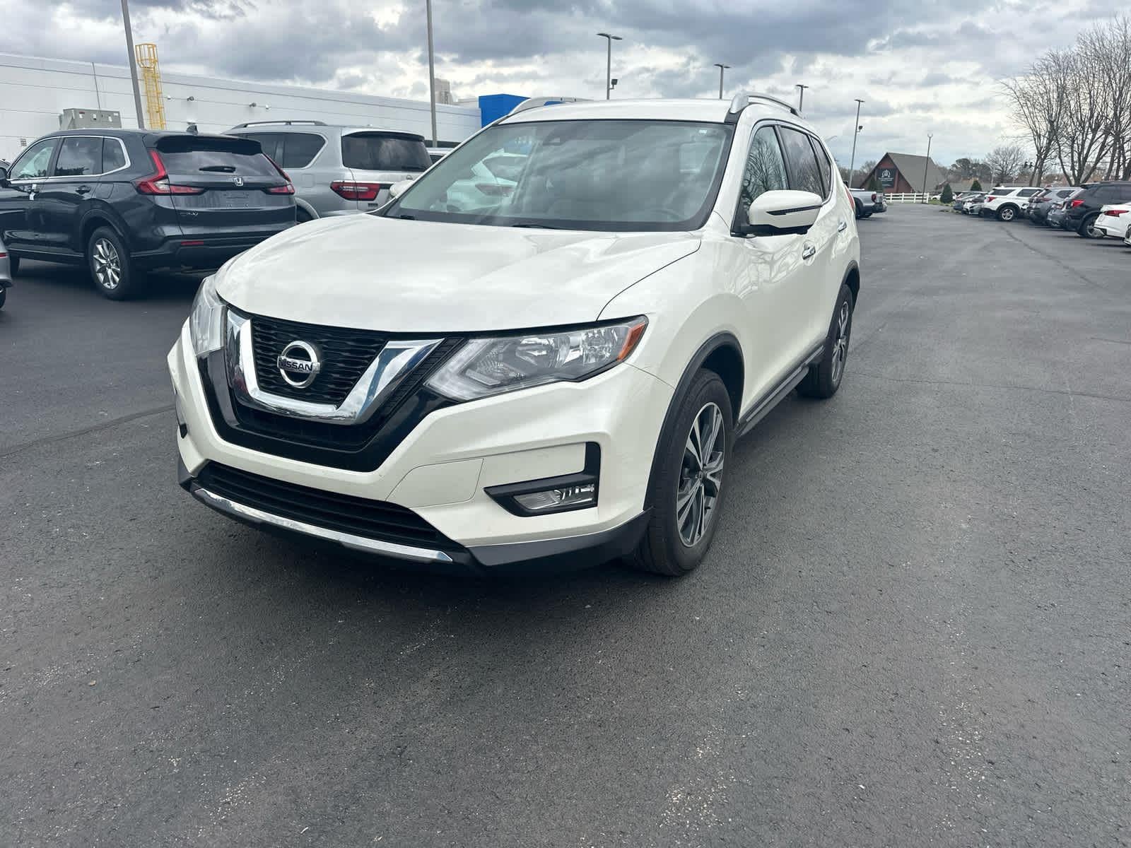 2017 Nissan Rogue SL