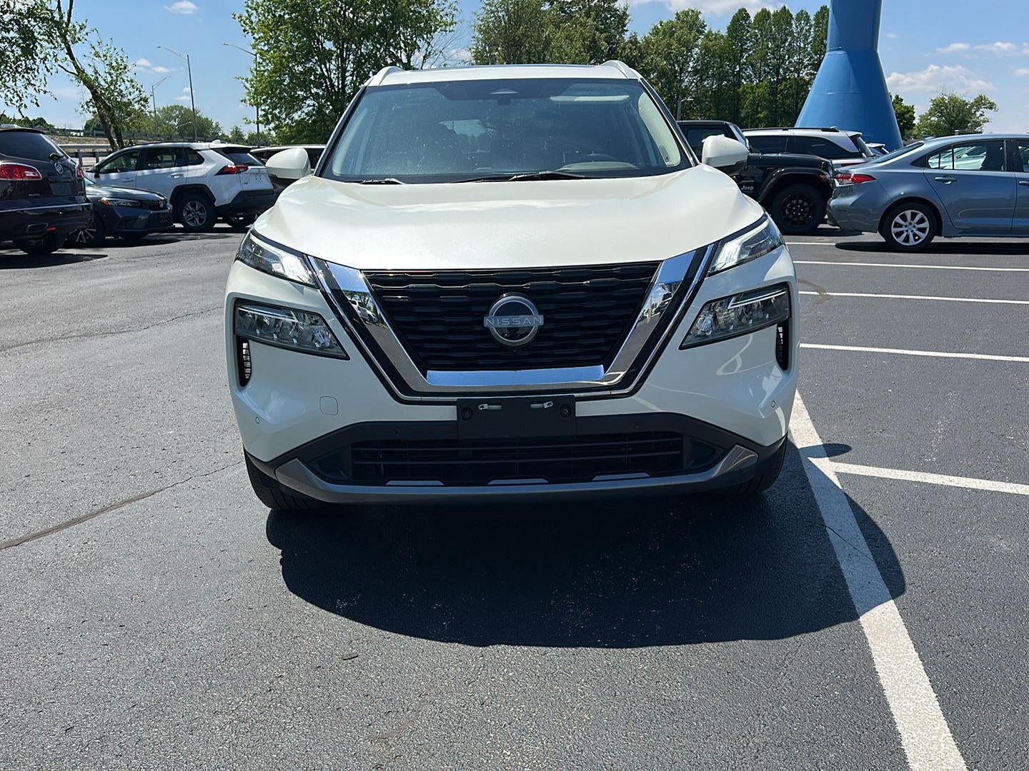2023 Nissan Rogue SL