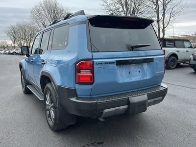 2025 Toyota Land Cruiser 4DR 4WD