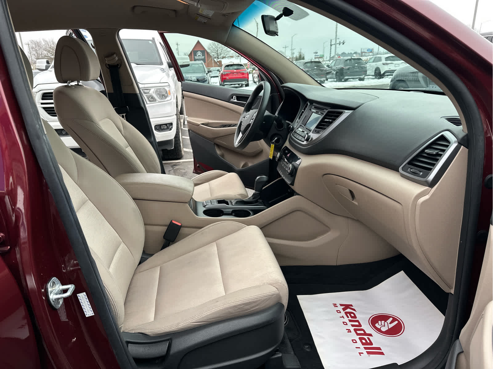 2017 Hyundai TUCSON SE