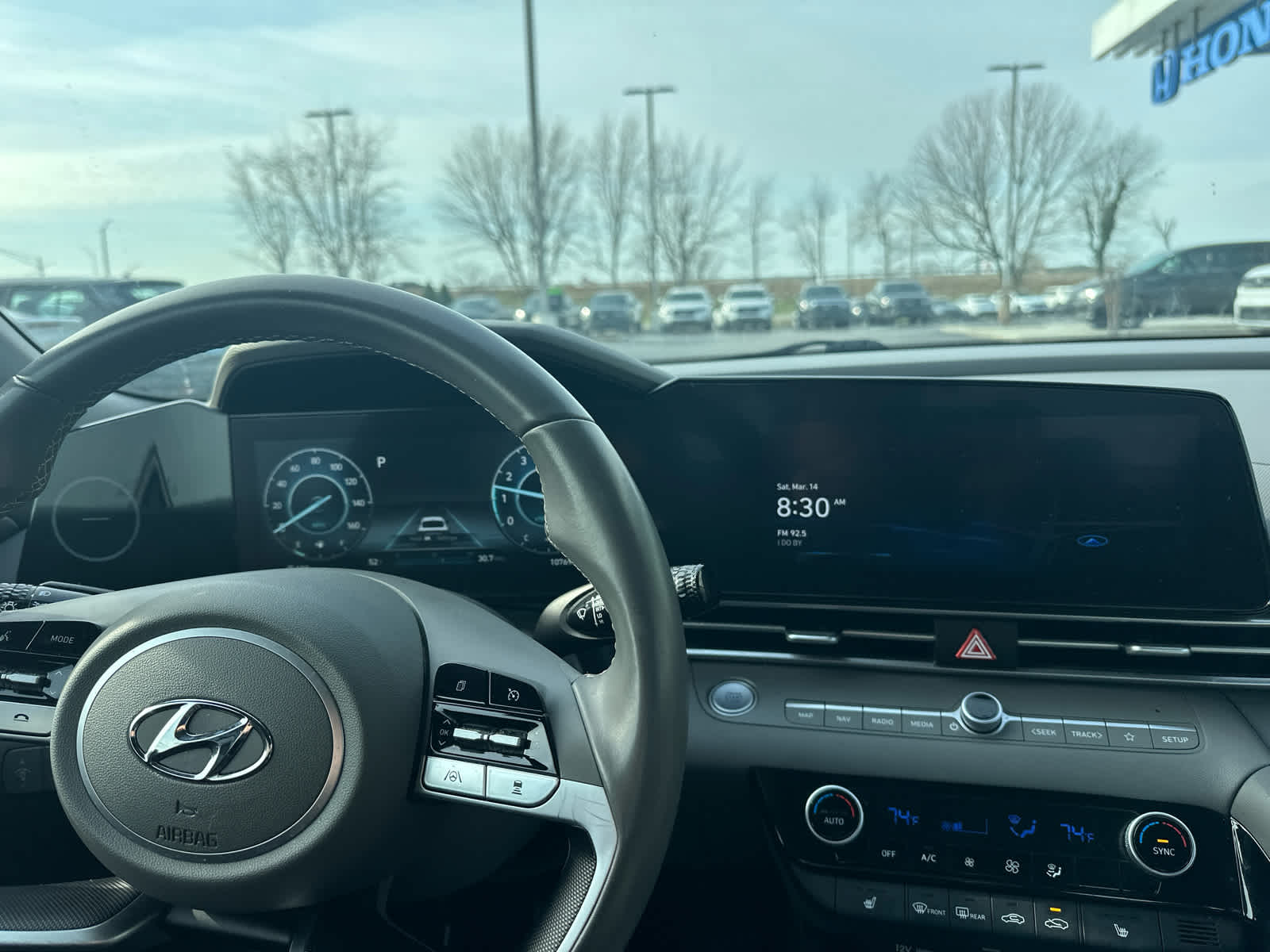 2023 Hyundai ELANTRA SEL
