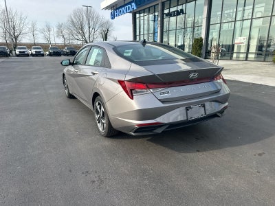 2023 Hyundai ELANTRA SEL