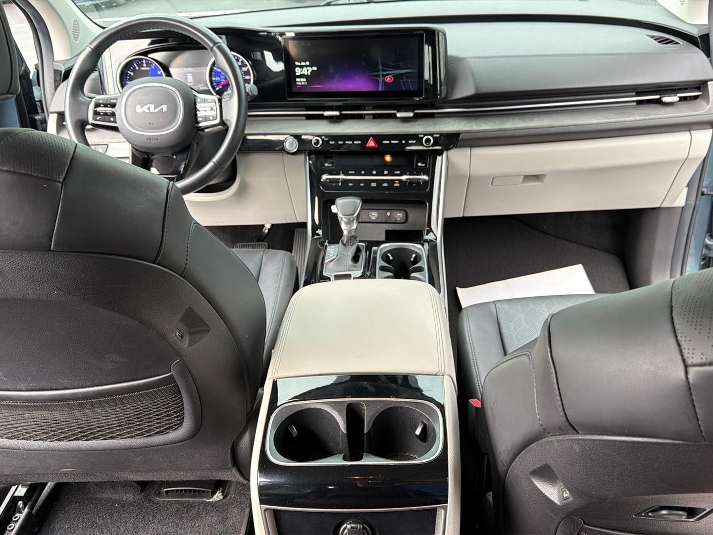 2023 Kia Carnival EX