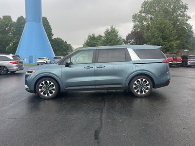 2023 Kia Carnival EX