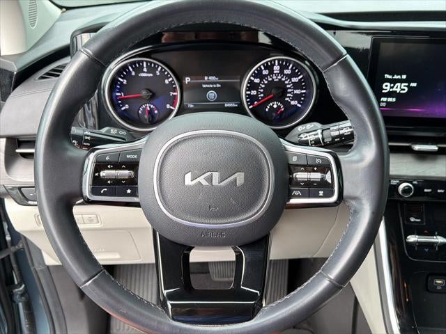 2023 Kia Carnival EX