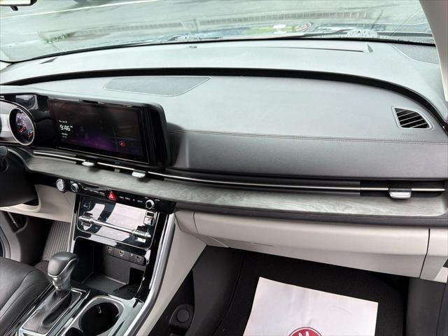 2023 Kia Carnival EX