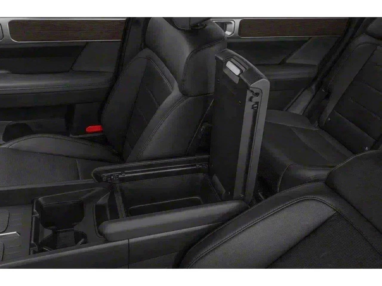 2027 Hyundai SANTA FE Limited 6P