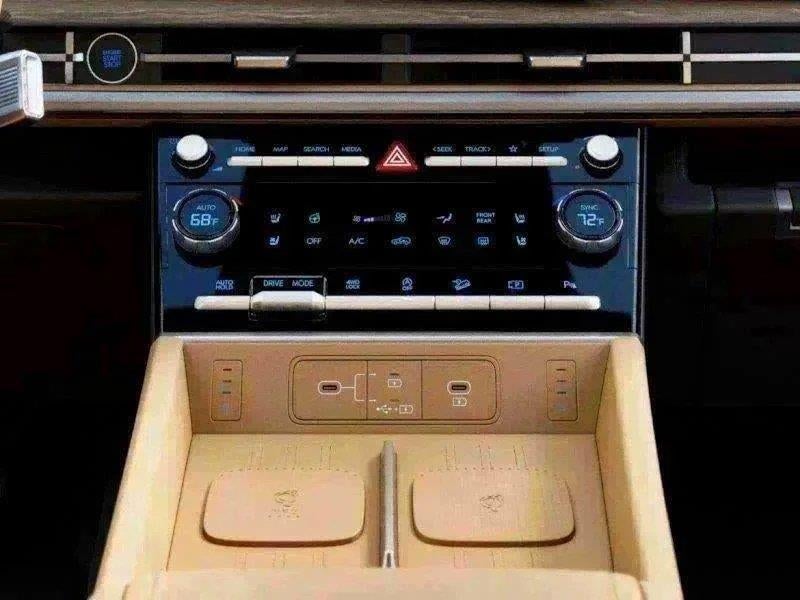 2027 Hyundai SANTA FE Limited 7P